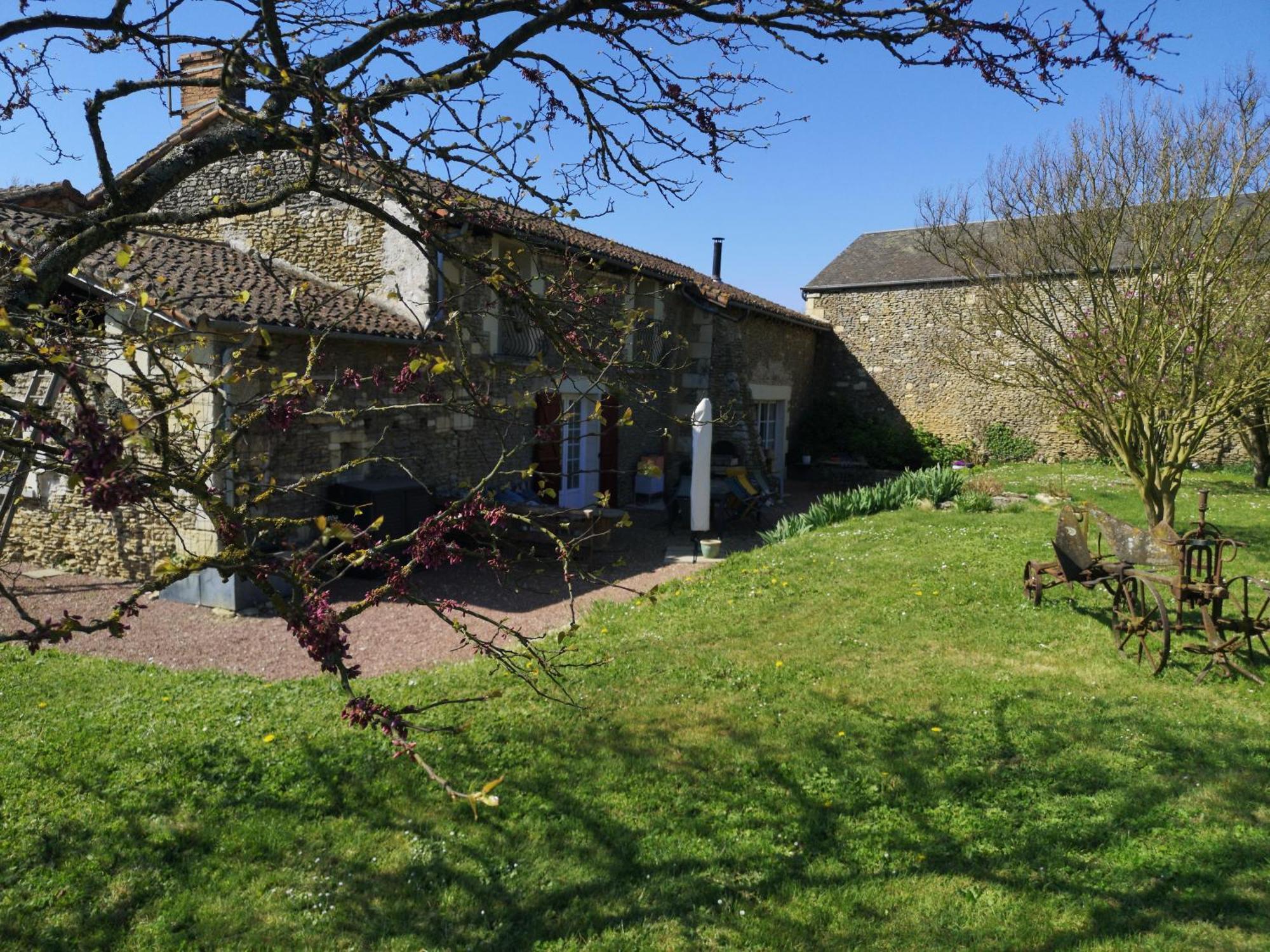 Апартаменти La Ferme Du Grand Bois Mouterre-Silly Екстер'єр фото